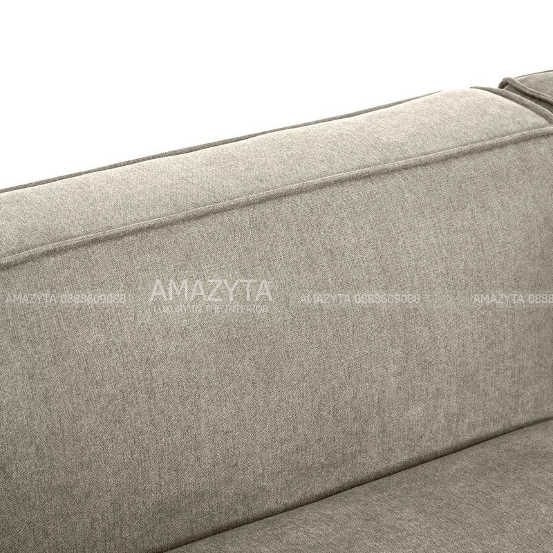 Từng chi tiết của ghế được làm rất kỹ càng và được viền xung quanh