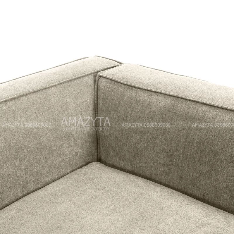 Từng chi tiết của ghế được làm rất kỹ càng và được viền xung quanh