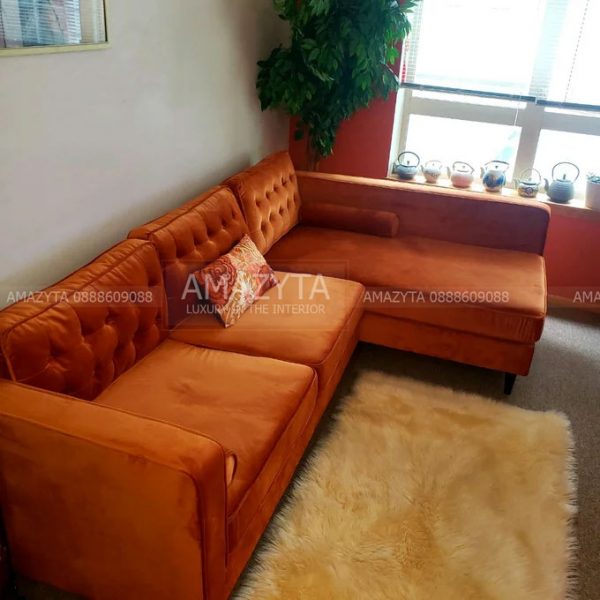 Mẫu ghế sofa góc vải nhung màu cam đã giao cho khách hàng