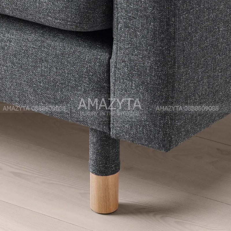 Chân ghế gỗ được bọc vải