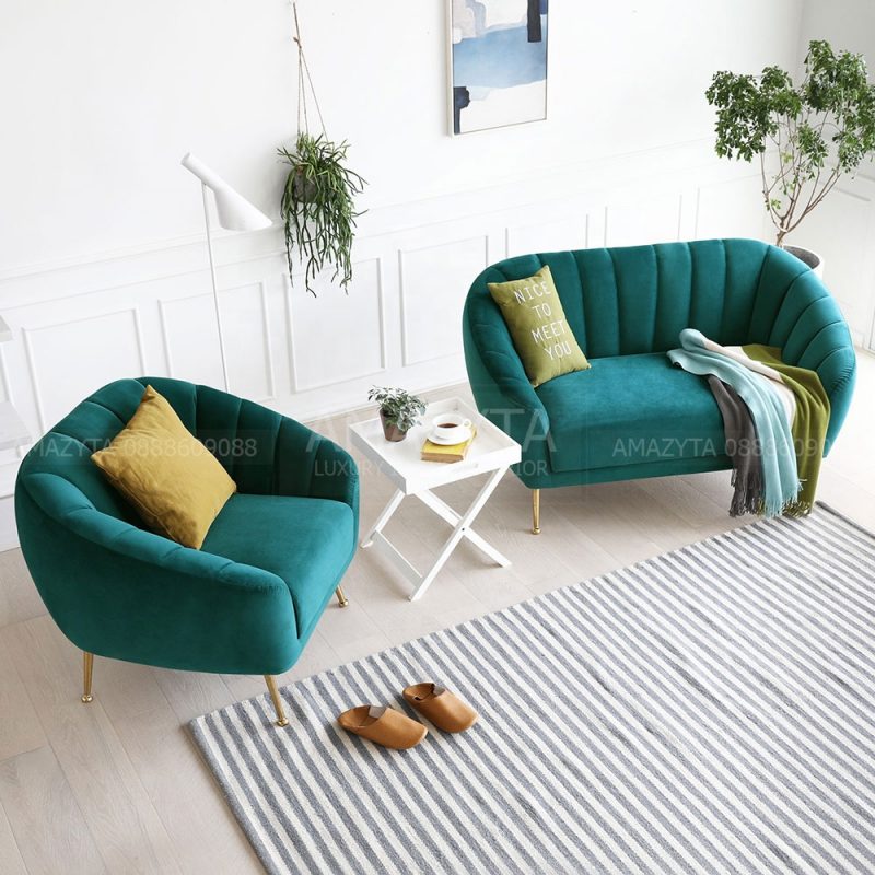 Ghế được thiết kế với hai kích thước băng dài và đơn một chỗ ngồi