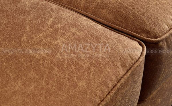 Ghế được làm từ chất liệu vải giả da đặc biệt