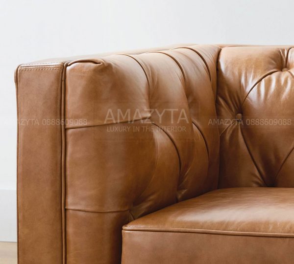 Phần tựa của ghế được thiết kế rút phồng chuẩn phong cách cổ điển