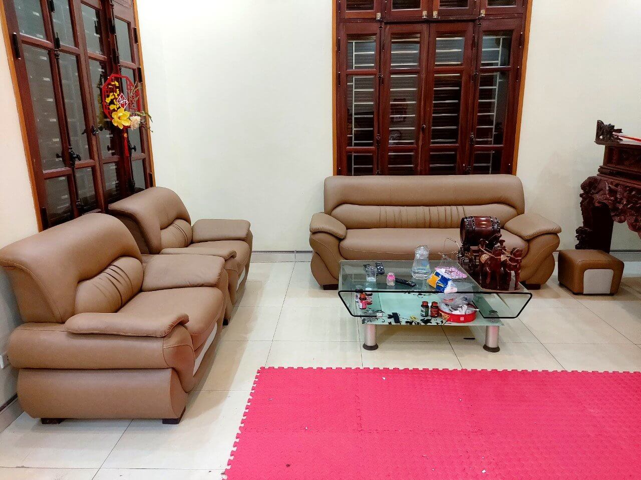 Chia sẻ dịch vụ bọc sofa giá rẻ cho chị Hằng tại Hà Nội