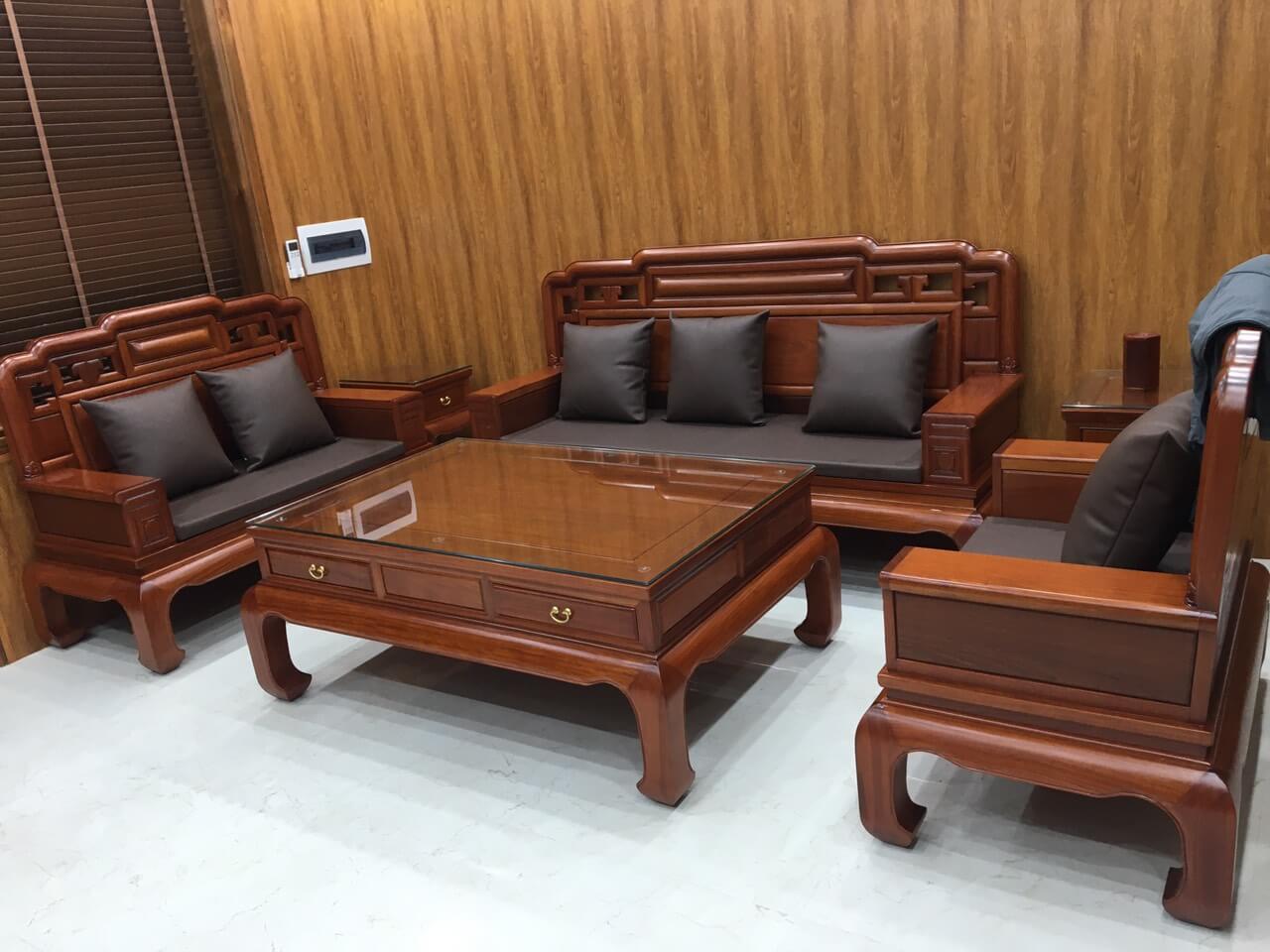 Anh Hoan đã rất hài lòng về dịch vụ bọc đệm ghế mà Vinaco đưa ra