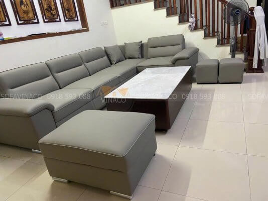 Bộ bàn ghế sofa góc chữ L giả da cao cấp sau khi được lắp đặt tại nhà khách hàng